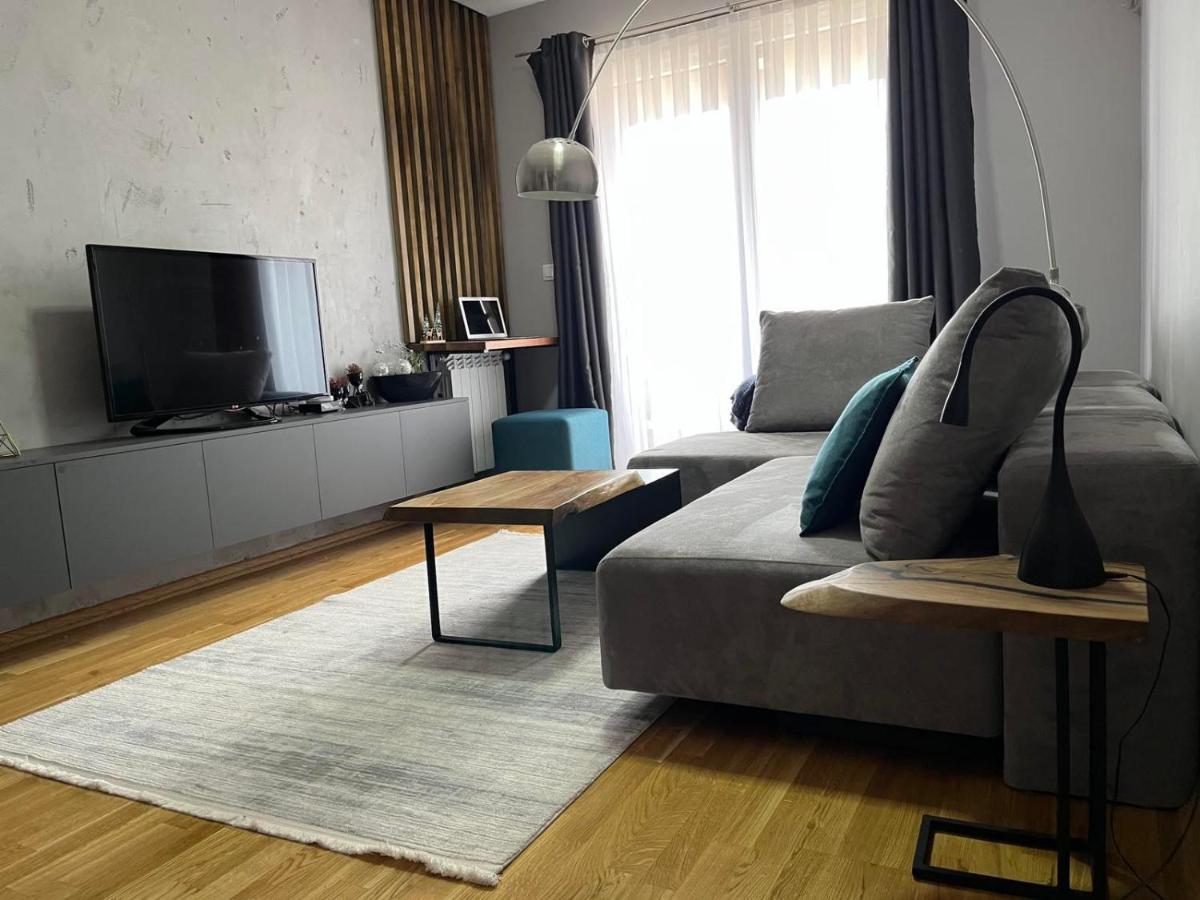 Porta Leks Apartment, Self Check-In, Own Parking Skopje Extérieur photo