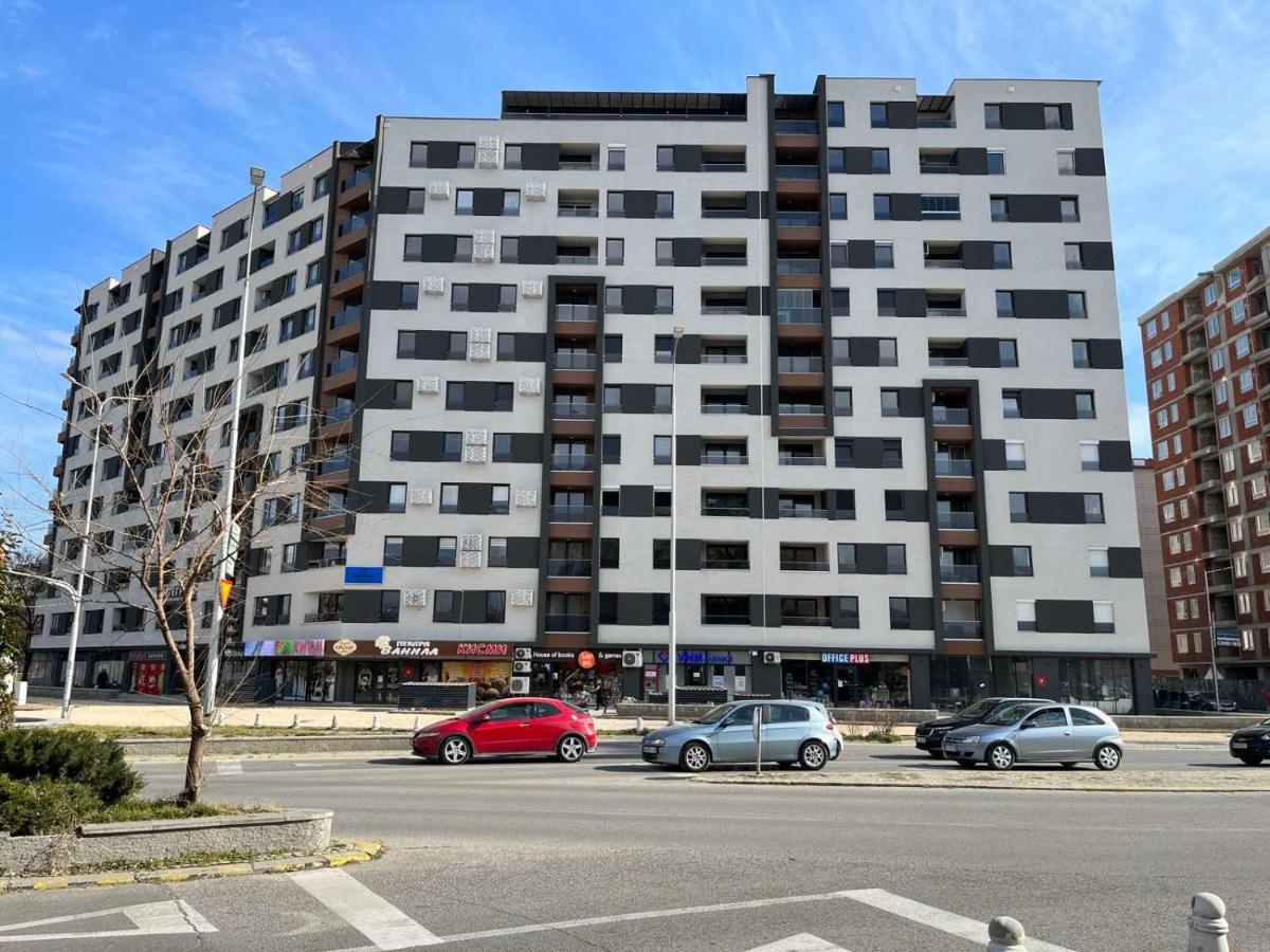 Porta Leks Apartment, Self Check-In, Own Parking Skopje Extérieur photo
