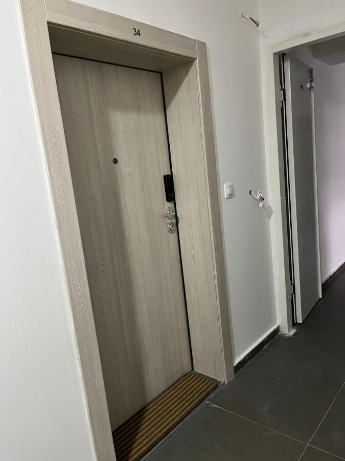Porta Leks Apartment, Self Check-In, Own Parking Skopje Extérieur photo